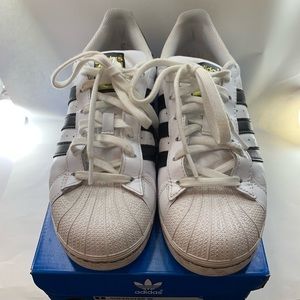 Adidas Superstar